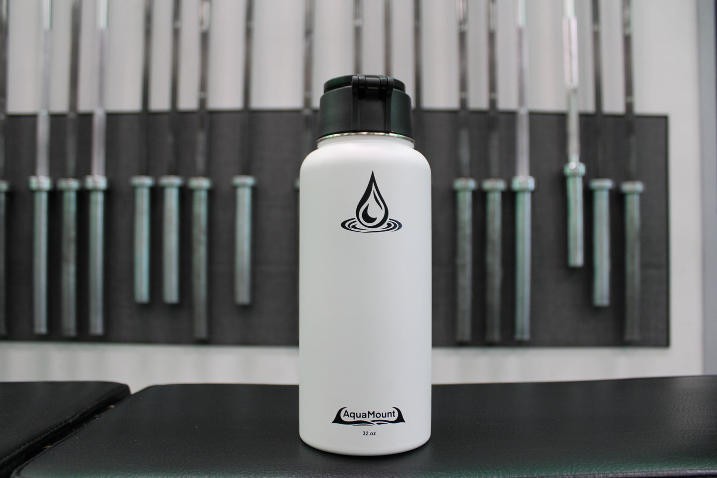 Aquamount™ Pro 32oz — Coastal White